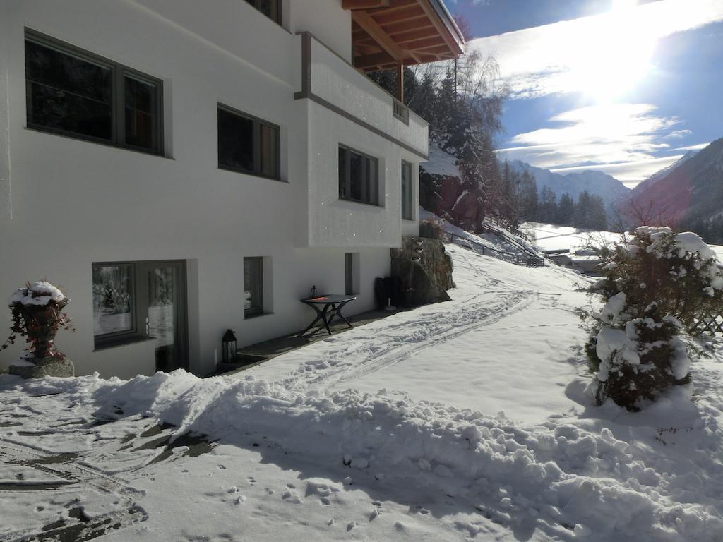 Ferienwohnung Bergspitz Sankt Leonhard im Pitztal Buitenkant foto